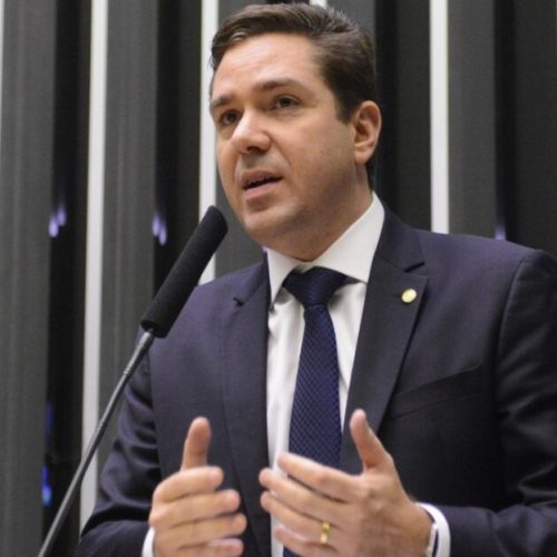 Bismarck recebe representantes da orla de Fortaleza; articulação se une ao planejamento da alta estação e às discussões sobre qualificação do turismo