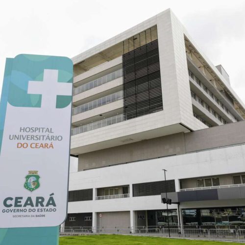 Lula visita o Hospital Universitário; obra é referencial para a saúde pública do Ceará