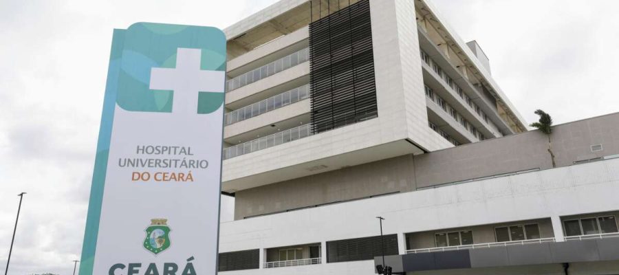 Lula visita o Hospital Universitário; obra é referencial para a saúde pública do Ceará