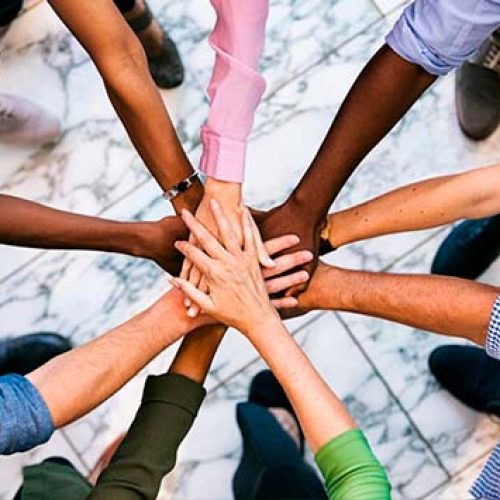 Artigo: “Que difícil é ser latino, mas que lindo também” (ou  “O Brasil anda se sentindo mais latino-americano, não acha?”