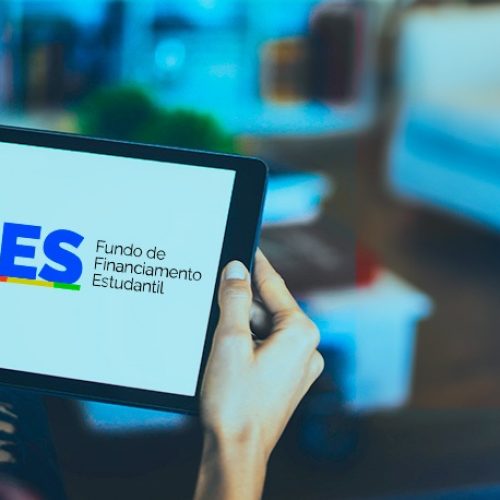 Fies: programa terá 56 mil vagas para inscritos no CadÚnico; Fundo de Financiamento Estudantil garante ensino superior para estudantes pobres e tem cotas para pretos, pardos, indígenas, quilombolas e pessoas com deficiência