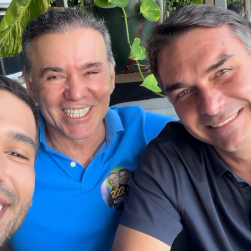 A Coluna do Roberto Maciel (sábado, 19.9): Orem por Padre Cícero: políticos da direita estão tentando manipulá-lo como cabo eleitoral