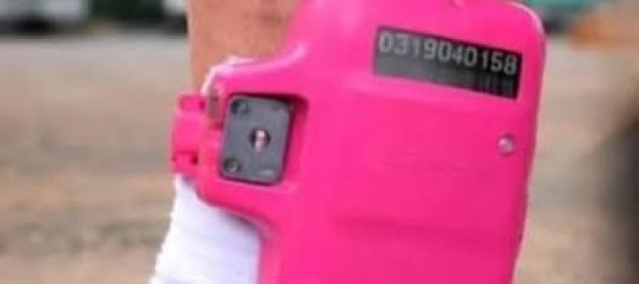 Os “machões redpills” vão encarar a vida cor-de-rosa no RJ: deputados aprovam tornozeleira especial para agressores de mulheres