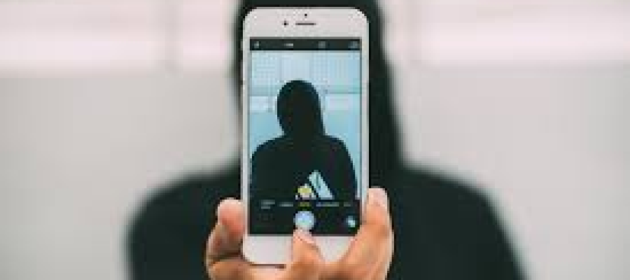 Luiza Fariello: “O que perdemos quando as relações virtuais viram prioridade”