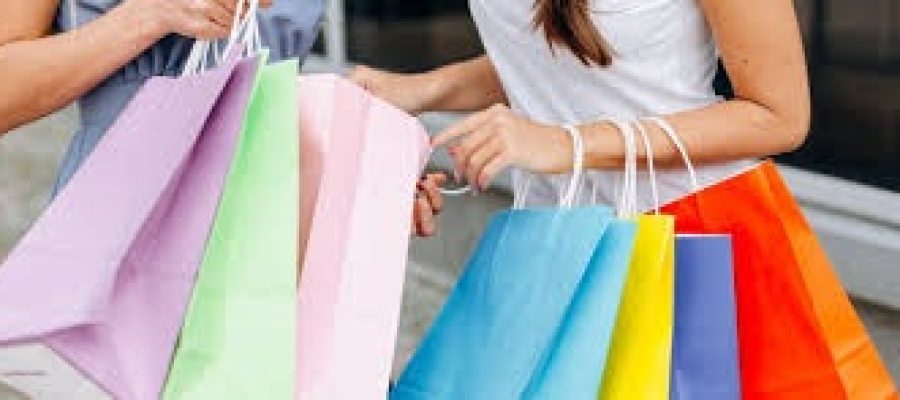 Intenção de consumo das famílias cresce pelo sexto mês consecutivo e mostra mais uma vez otimismo na economia