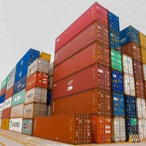 Efeito Lula: apesar do boicote cometido pelos bolsonaros, balança comercial do Brasil tem superávit de US$ 7,4 bilhões em agosto