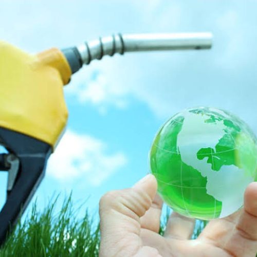 Artigo: “Enquanto o mundo disputa petróleo, o Brasil pode liderar a era dos combustíveis renováveis”