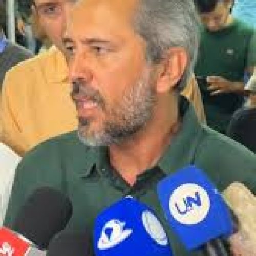 Governo do Ceará tem protocolo de saúde e segurança para eventuais casos de intoxicação por metanol, diz Elmano