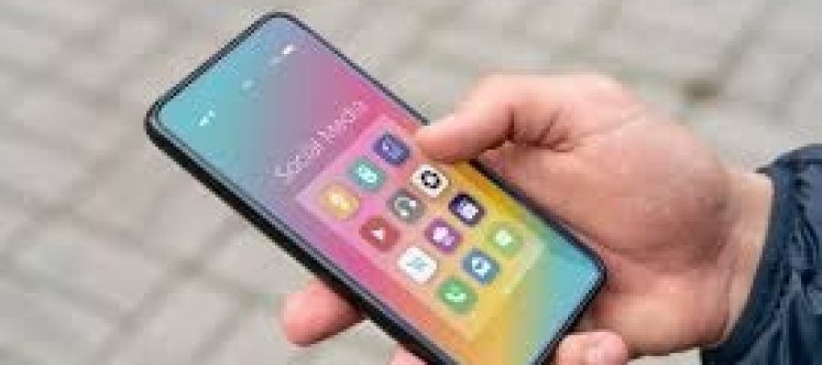 Viçosa do Ceará recebe curso gratuito voltado à inclusão digital de pessoas idosas