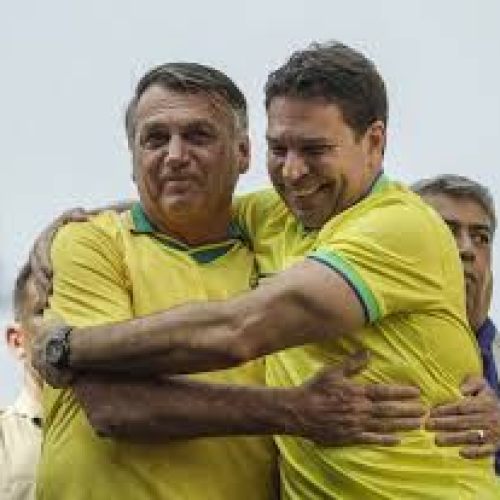 Mesmo à solta, Ramagem ainda é um galho a ser quebrado pelo bolsonarismo, mas talvez seja mais duro e grosso do que “Sicário” e Adriano da Nóbrega