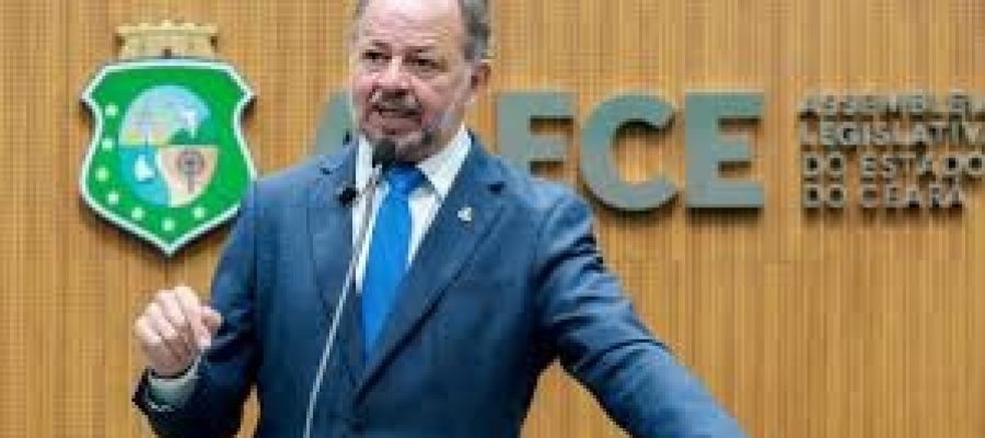 A fala do Acrísio: “O novo PNE: da luta coletiva à conquista do futuro”