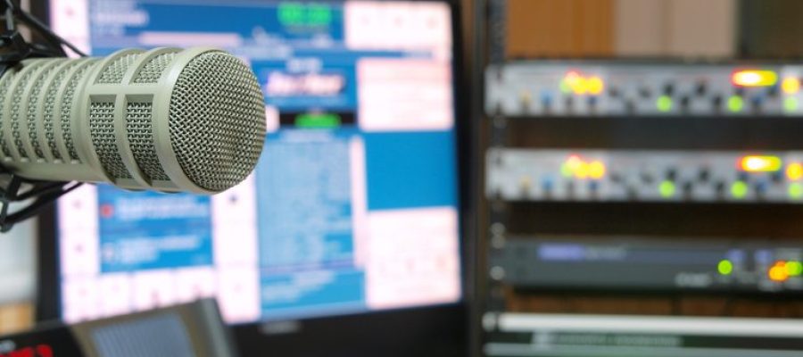 Fim da linha: propaganda eleitoral em rádio e TV termina hoje
