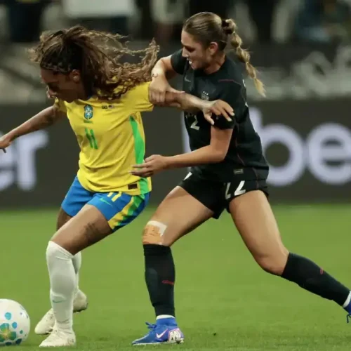 Copa de futebol feminina, que será realizada no Brasil em 2027, já movimenta admiradoras e admiradores do esporte