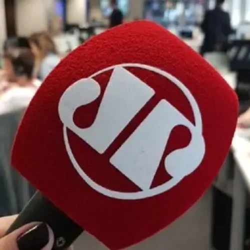 Desinformação e abusos cometidos pela Jovem Pan levam TSE a fazer alerta a emissoras