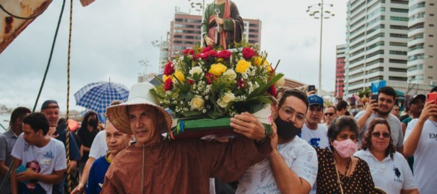 A Coluna do Roberto Maciel (terça, 5.5): “Festa, fé, Fortaleza: procissão de São Pedro pode virar manifestação cultural nacional”
