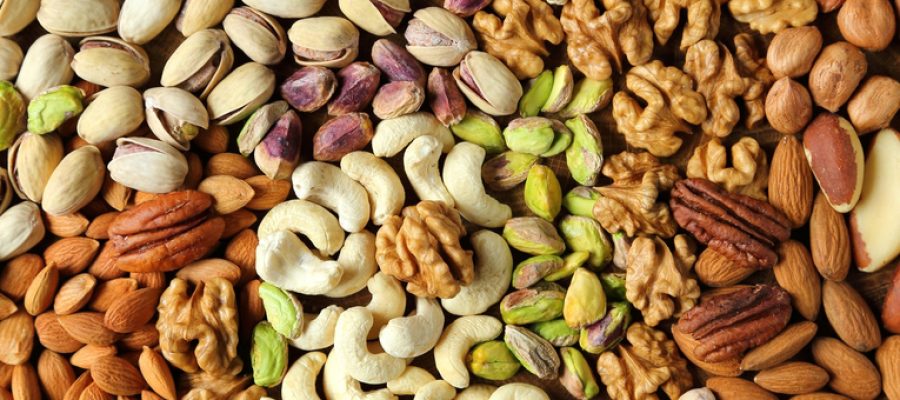 Estudo avalia que castanhas podem ajudar a reduzir vontade por doces