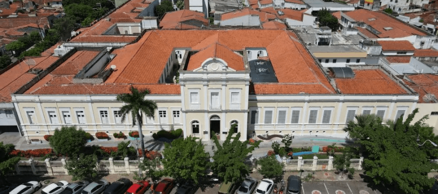 Decisão da Justiça: Prefeitura de Sobral e Santa Casa terão de indenizar idosa com Alzheimer que fugiu do hospital por falha na vigilância
