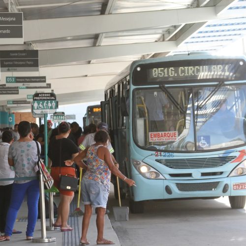A Coluna do Roberto Maciel (terça, 12.5): Tarifa zero nos transportes pode ter efeitos positivos como os do Bolsa Família