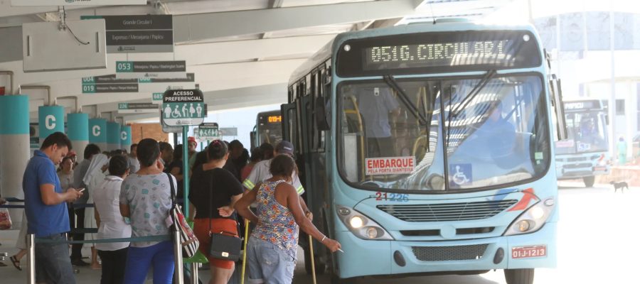 A Coluna do Roberto Maciel (terça, 12.5): Tarifa zero nos transportes pode ter efeitos positivos como os do Bolsa Família