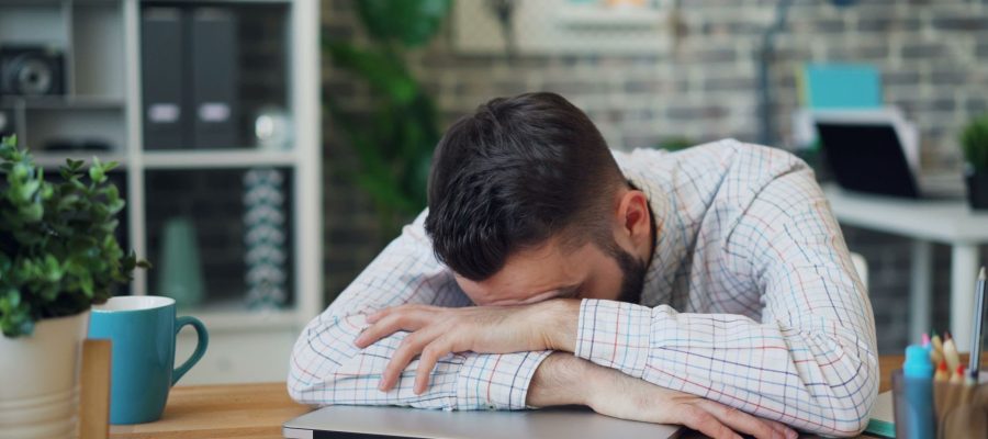 Bets chegam ao ambiente de trabalho e acendem alerta com ameaça aos trabalhadores e às empresas