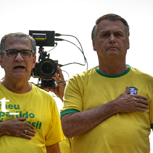 João Filho, no The Intercept: “Clã Bolsonaro despreza Deus, a pátria e a família”