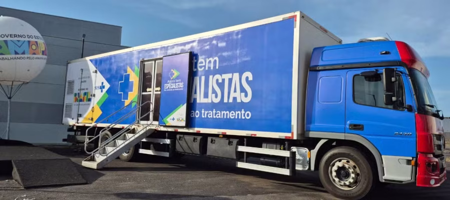 Efeito Lula: população do Aracati e mais 19 municípios da região é atendida por carreta de saúde da mulher